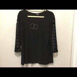 Come in see black ladies blouse Xl polyester